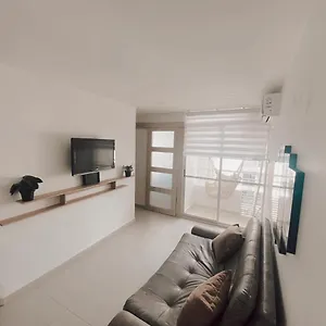 Lovely 2 Bedroom With Pool And Gym Apartamento